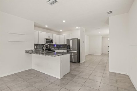 Casa en venta en Wesley Chapel, Florida, 3 dormitorios, 140.84 m2 № 1903676 - foto 14