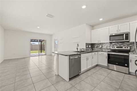 Casa en venta en Wesley Chapel, Florida, 3 dormitorios, 140.84 m2 № 1903676 - foto 9