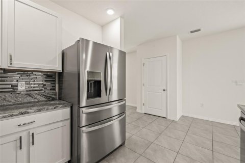 Casa en venta en Wesley Chapel, Florida, 3 dormitorios, 140.84 m2 № 1903676 - foto 12