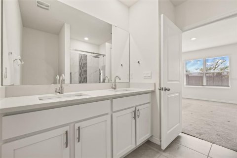 Casa en venta en Wesley Chapel, Florida, 3 dormitorios, 140.84 m2 № 1903676 - foto 25