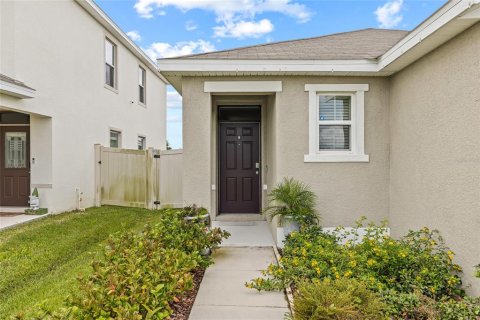 Casa en venta en Wesley Chapel, Florida, 3 dormitorios, 140.84 m2 № 1903676 - foto 4