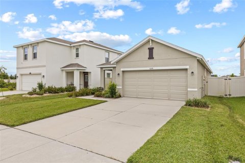 Casa en venta en Wesley Chapel, Florida, 3 dormitorios, 140.84 m2 № 1903676 - foto 2