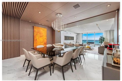 Copropriété à vendre à Surfside, Floride: 3 chambres, 300.26 m2 № 1964990 - photo 15