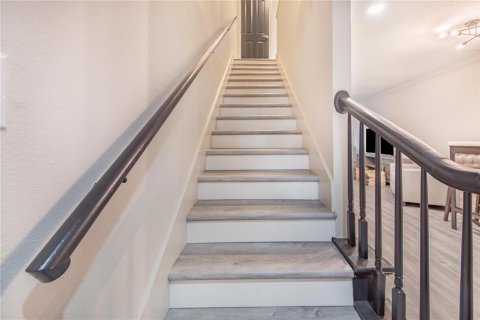 Adosado en venta en Tampa, Florida, 2 dormitorios, 94.2 m2 № 1580218 - foto 14