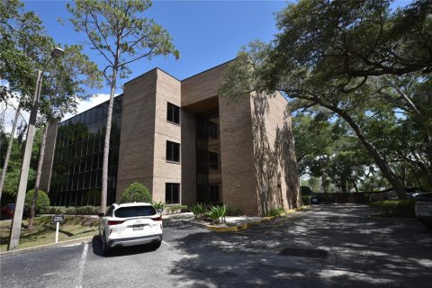 Immobilier commercial à louer à Altamonte Springs, Floride: 1441.84 m2 № 2408111 - photo 2