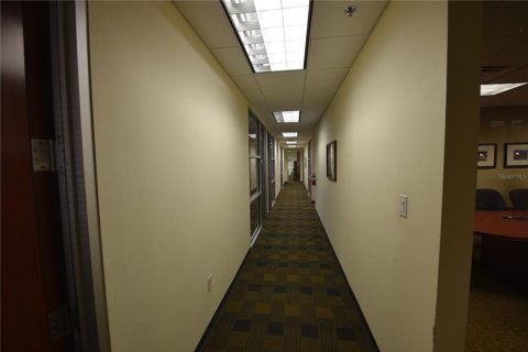 Immobilier commercial à louer à Altamonte Springs, Floride: 1441.84 m2 № 2408111 - photo 8