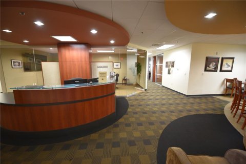 Immobilier commercial à louer à Altamonte Springs, Floride: 1441.84 m2 № 2408111 - photo 4