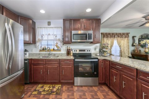 Condo in Winter Park, Florida, 2 bedrooms  № 1776726 - photo 7