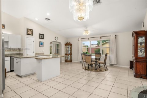 Villa ou maison à vendre à Sebring, Floride: 3 chambres, 170.85 m2 № 1921639 - photo 12