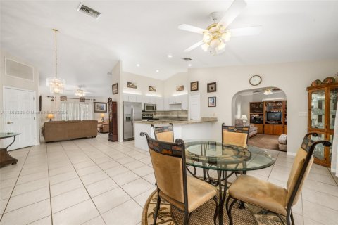Villa ou maison à vendre à Sebring, Floride: 3 chambres, 170.85 m2 № 1921639 - photo 11
