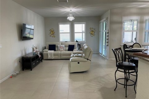 House in Riverview, Florida 4 bedrooms, 187.85 sq.m. № 1592021 - photo 12