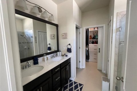 House in Riverview, Florida 4 bedrooms, 187.85 sq.m. № 1592021 - photo 24