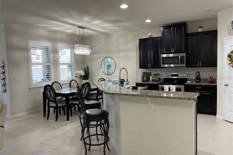 House in Riverview, Florida 4 bedrooms, 187.85 sq.m. № 1592021 - photo 15