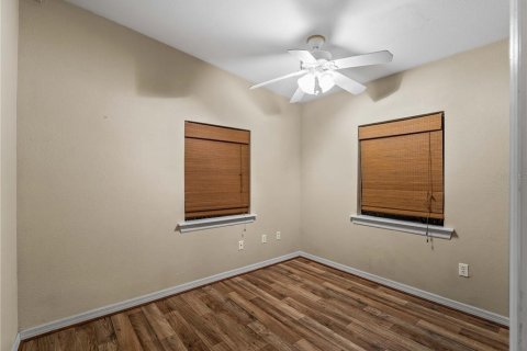 House in Port Charlotte, Florida 3 bedrooms, 110.46 sq.m. № 2223118 - photo 22
