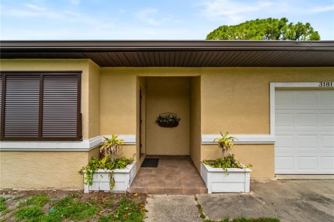 House in Port Charlotte, Florida 3 bedrooms, 110.46 sq.m. № 2223118 - photo 2
