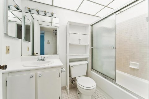 Copropriété à louer à Tamarac, Floride: 2 chambres, 76.83 m2 № 2439251 - photo 5