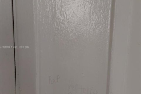 Condo in North Lauderdale, Florida, 3 bedrooms № 1942477 - photo 28