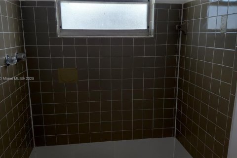 Condo in North Lauderdale, Florida, 3 bedrooms № 1942477 - photo 21