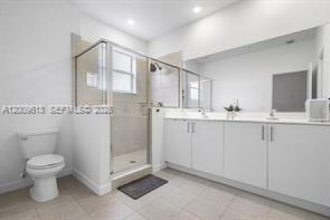 Adosado en venta en Lauderhill, Florida, 3 dormitorios, 132.48 m2 № 2076308 - foto 9
