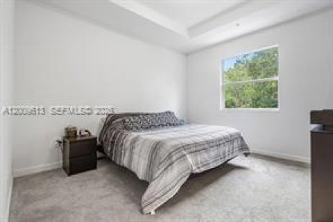 Adosado en venta en Lauderhill, Florida, 3 dormitorios, 132.48 m2 № 2076308 - foto 8