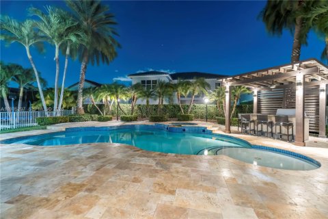 Casa en venta en Miramar, Florida, 5 dormitorios, 286.14 m2 № 2006438 - foto 3