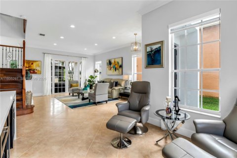 Casa en venta en Miramar, Florida, 5 dormitorios, 286.14 m2 № 2006438 - foto 15