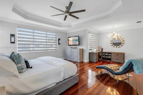 Casa en venta en Miramar, Florida, 5 dormitorios, 286.14 m2 № 2006438 - foto 23