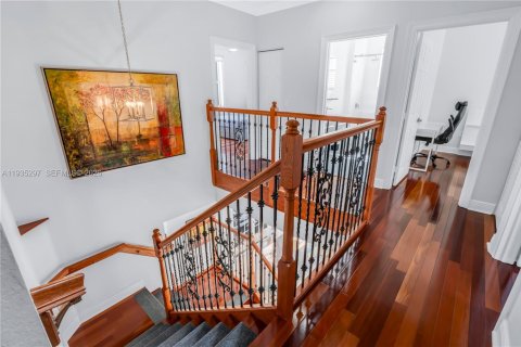 Casa en venta en Miramar, Florida, 5 dormitorios, 286.14 m2 № 2006438 - foto 22