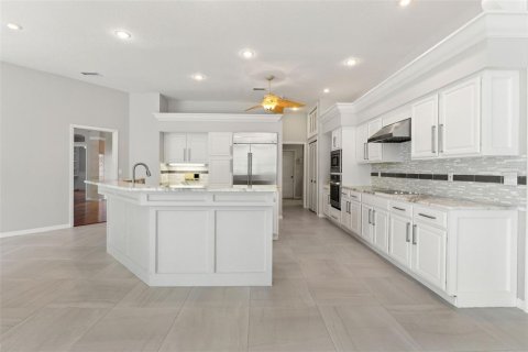 Casa en venta en Spring Hill, Florida, 5 dormitorios, 324.51 m2 № 2198463 - foto 22