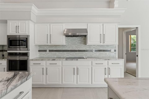 Casa en venta en Spring Hill, Florida, 5 dormitorios, 324.51 m2 № 2198463 - foto 20