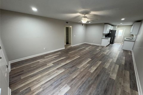 Copropriété à louer à Tavares, Floride: 3 chambres, 105.91 m2 № 1866712 - photo 2