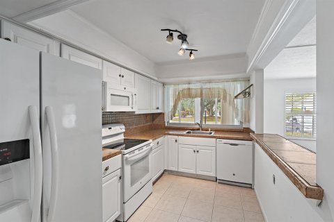 Copropriété à louer à Palm Beach Gardens, Floride: 2 chambres, 107.95 m2 № 2187434 - photo 11