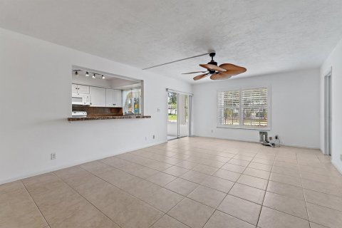 Copropriété à louer à Palm Beach Gardens, Floride: 2 chambres, 107.95 m2 № 2187434 - photo 7