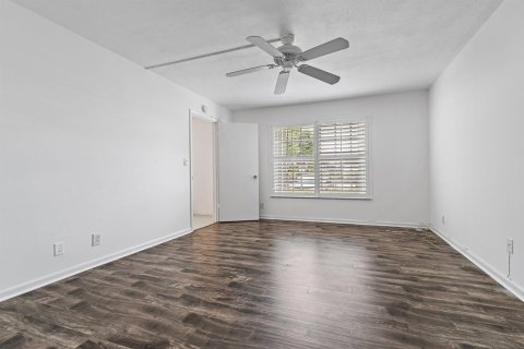 Copropriété à louer à Palm Beach Gardens, Floride: 2 chambres, 107.95 m2 № 2187434 - photo 16