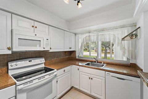 Copropriété à louer à Palm Beach Gardens, Floride: 2 chambres, 107.95 m2 № 2187434 - photo 13