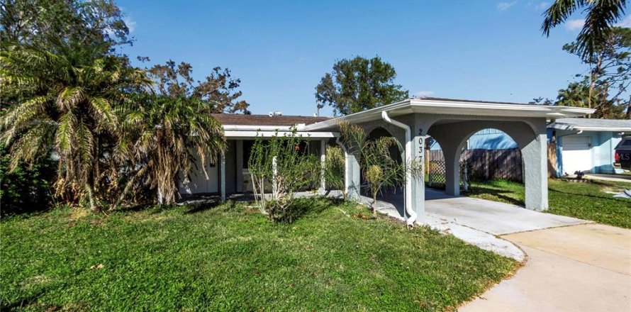 Casa en Port Charlotte, Florida 3 dormitorios, 138.05 m2 № 1801741