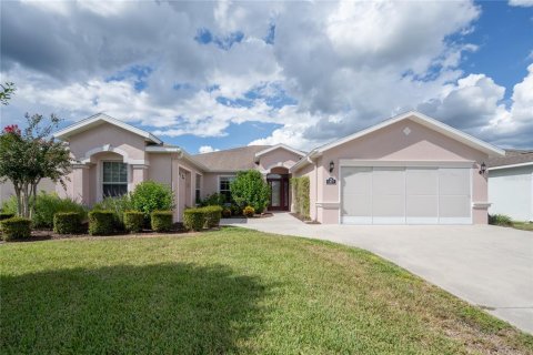 Villa ou maison à vendre à Ocala, Floride: 3 chambres, 222.32 m2 № 1898602 - photo 1