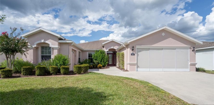 Villa ou maison à Ocala, Floride 3 chambres, 222.32 m2 № 1898602