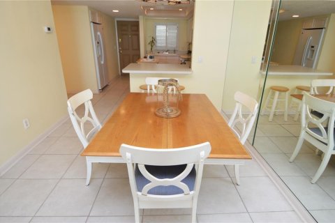 Condominio en alquiler en Indian Shores, Florida, 2 dormitorios, 91.97 m2 № 1670824 - foto 13