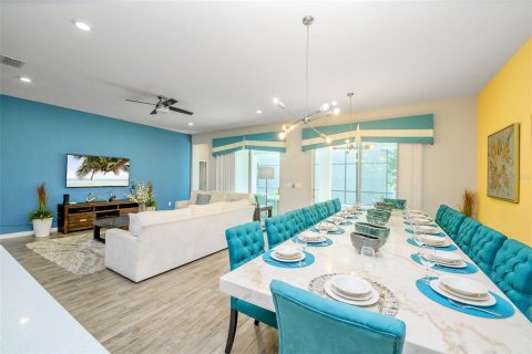 House in Kissimmee, Florida 12 bedrooms, 442.4 sq.m. № 1552945 - photo 12