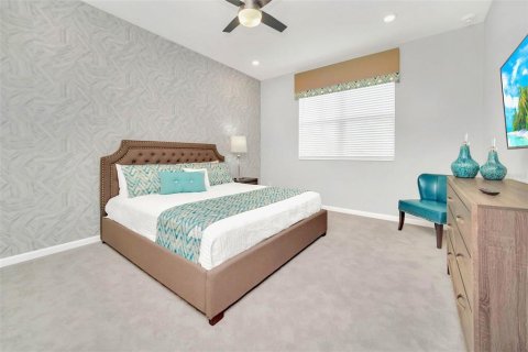 House in Kissimmee, Florida 12 bedrooms, 442.4 sq.m. № 1552945 - photo 24