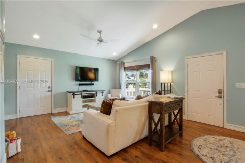 Villa ou maison à vendre à Hobe Sound, Floride: 3 chambres, 133.59 m2 № 1982961 - photo 4