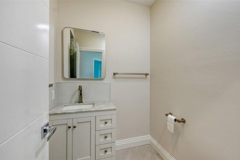 Купить кондоминиум в Лонгбоут-Ки, Флорида 8 комнат, 239.69м2, № 2166247 - фото 21