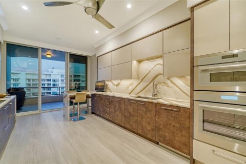 Купить кондоминиум в Лонгбоут-Ки, Флорида 8 комнат, 239.69м2, № 2166247 - фото 14