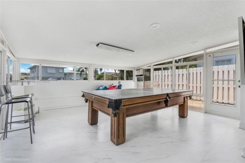Снять в аренду виллу или дом в Дирфилд-Бич, Флорида 4 спальни, 222.97м2, № 1798995 - фото 14