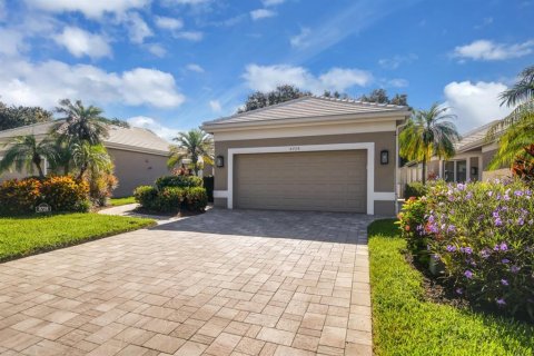 Casa en alquiler en Bradenton, Florida, 3 dormitorios, 176.42 m2 № 1722864 - foto 2