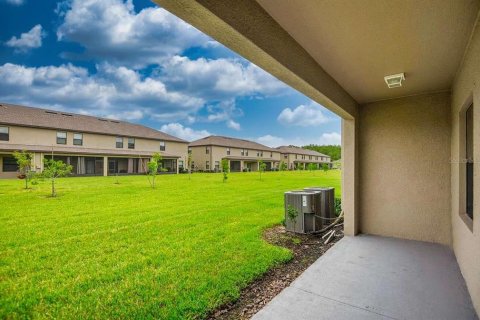 Touwnhouse à vendre à Land O' Lakes, Floride: 3 chambres, 148.74 m2 № 2407004 - photo 21
