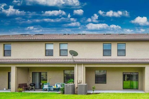 Touwnhouse à vendre à Land O' Lakes, Floride: 3 chambres, 148.74 m2 № 2407004 - photo 24