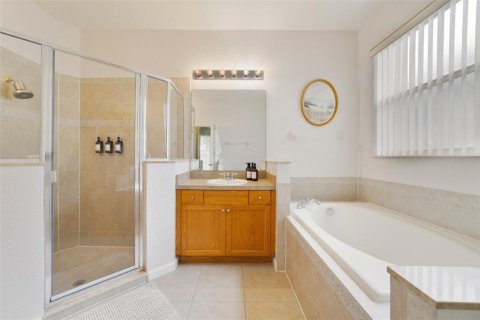 House in Kissimmee, Florida 3 bedrooms, 166.85 sq.m. № 1725353 - photo 14