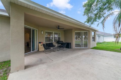 House in Kissimmee, Florida 3 bedrooms, 166.85 sq.m. № 1725353 - photo 19